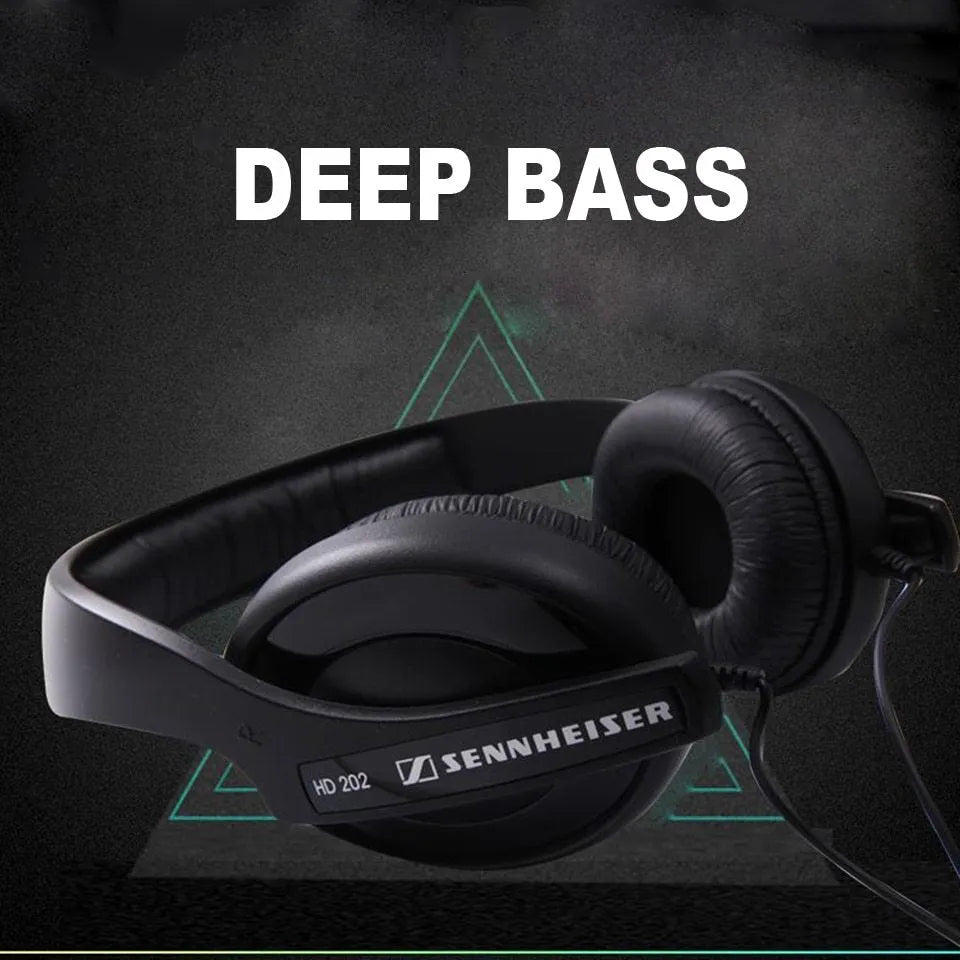 Black head mounted stereo headphones with 40mm speakers and 3.5mm plug