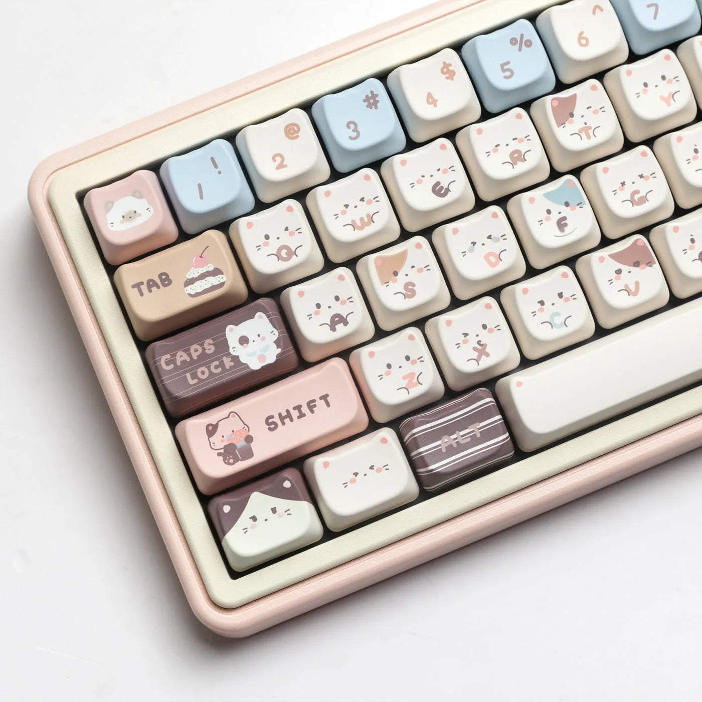 Sea salt cat themed PBT mechanical keyboard keycap set with March 7u spacebar supplement