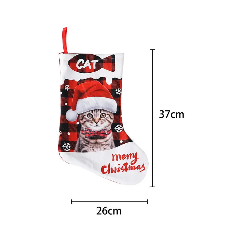 Green and black plaid cat fabric Christmas decoration measuring 26x36cm