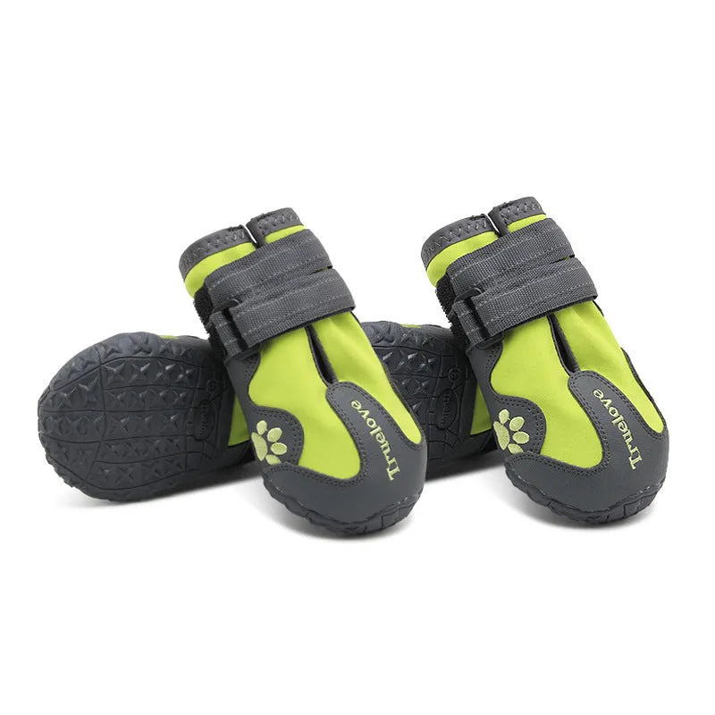 Big dog shoes with double velcro closure, waterproof and luminous, sizes 1 to 8, colours black green orange red
