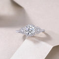 1 carat moissanite ring in S925 silver with platinum plating, sizes 5 to 9, 3.2 grams, with GRA certificate and gift box