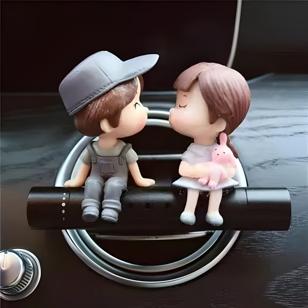 Cartoon couple car air outlet perfume clip in PVC and metal with included aroma stick, grey or blue option