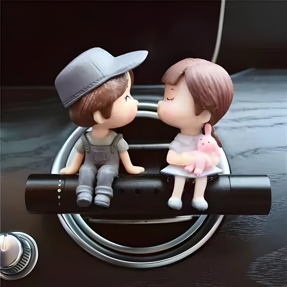Cartoon couple car air outlet perfume clip in PVC and metal with included aroma stick, grey or blue option