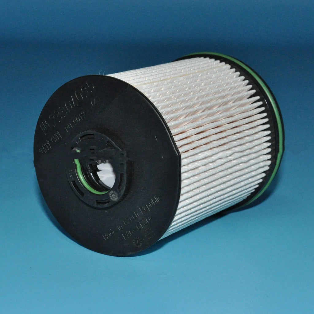 Diesel fuel filter and gasket for Vauxhall Opel Astra, 106mm tall, with OE numbers 23304095 23304096