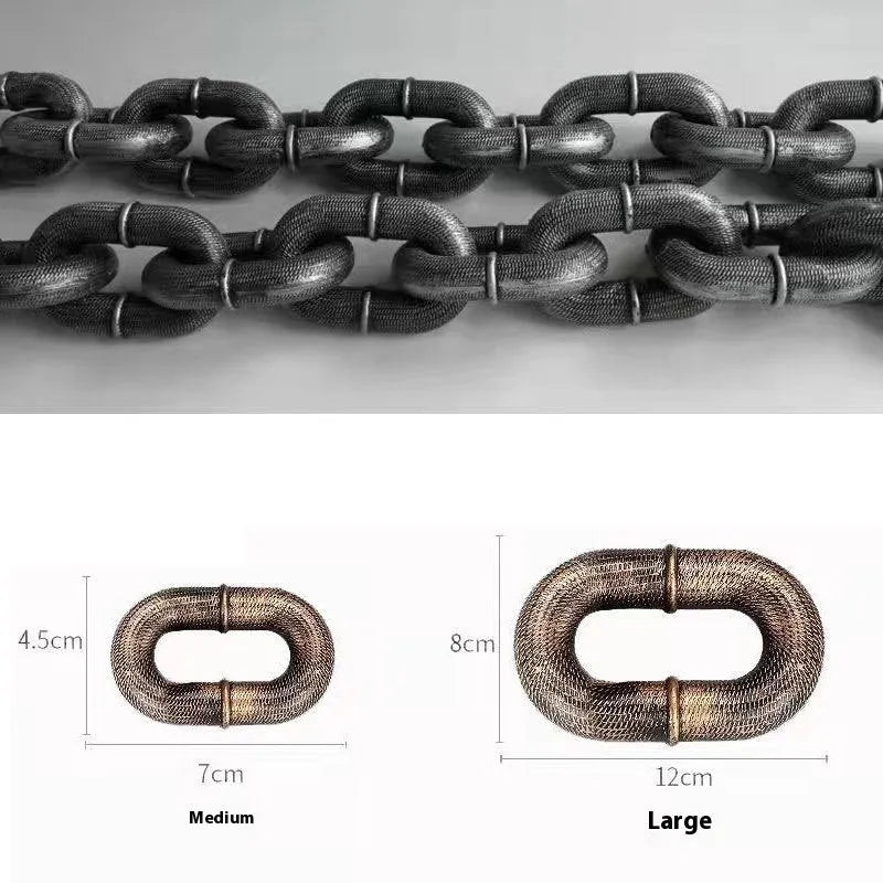PP dog leash with metal clip in bronze colour showing length options for medium to large dogs