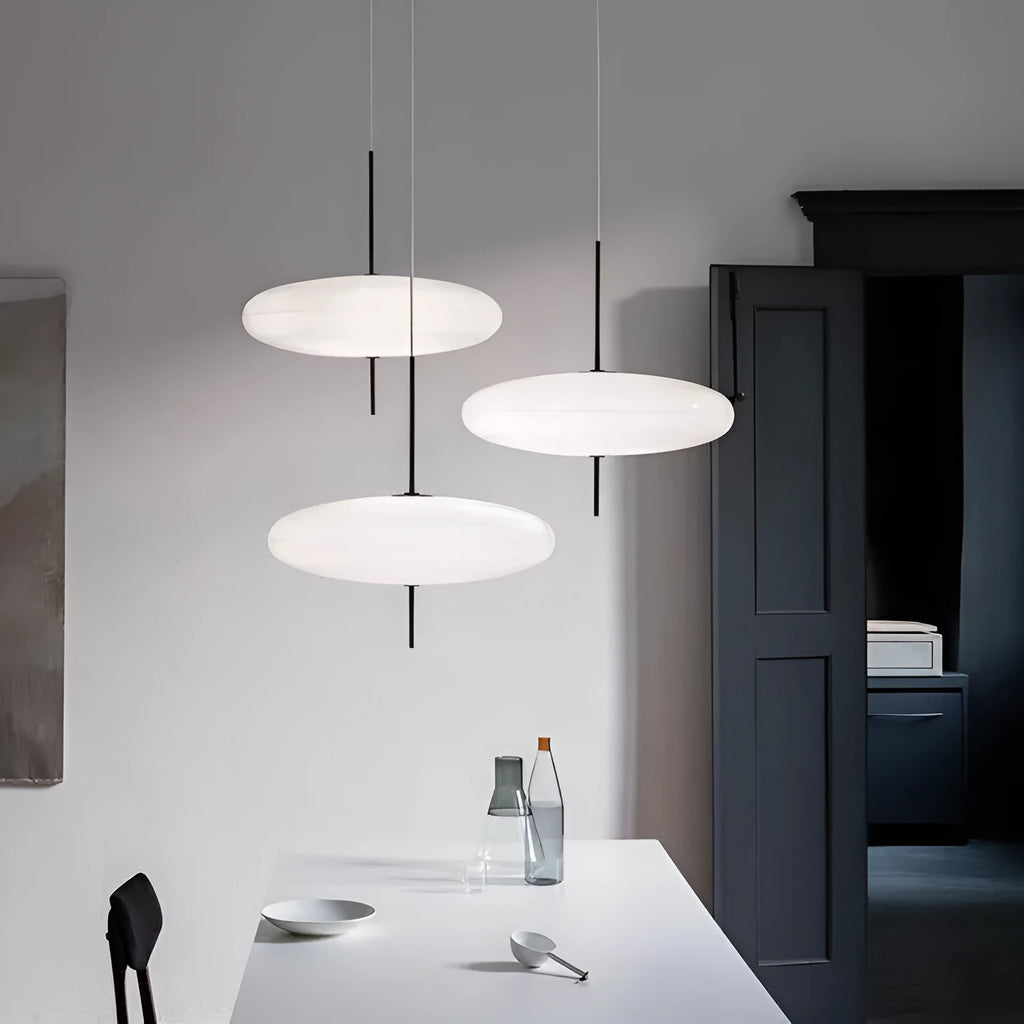 Nordic retro UFO shaped chandelier ceiling light in black and white colour