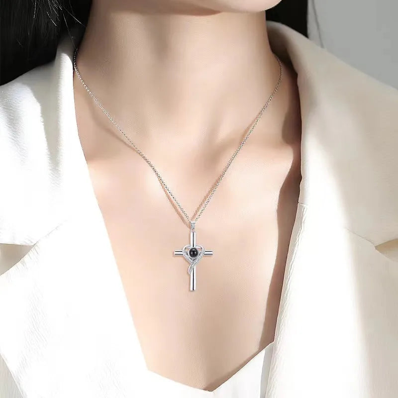 Heart and cross projection necklace in UV gold, silver or rose gold plating on copper