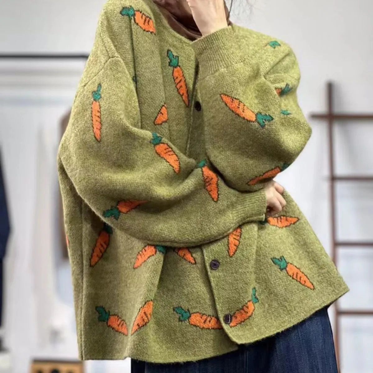 Mori artistic printing cardigan sweater with colour contrast design and loose fit
