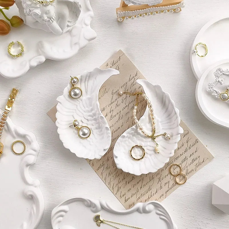 European Baroque style gypsum jewellery display plate with rectangular tray and small square board options