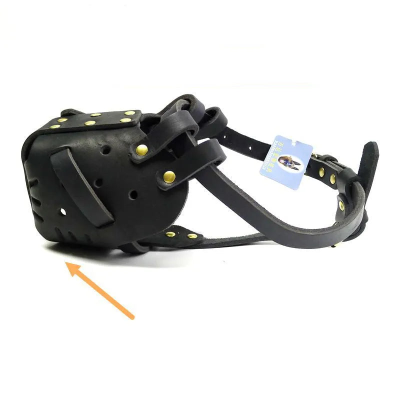 Black cowhide basket dog muzzle for medium and large dogs, sizes L and M, soft leather mouth cover.