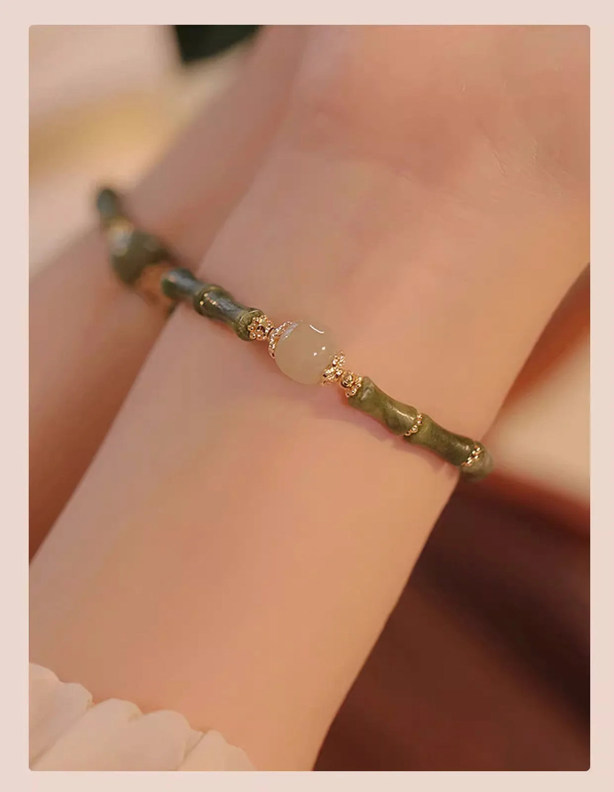 Women's Hetian jade bracelet with round geometry shape in dark green and light colour options