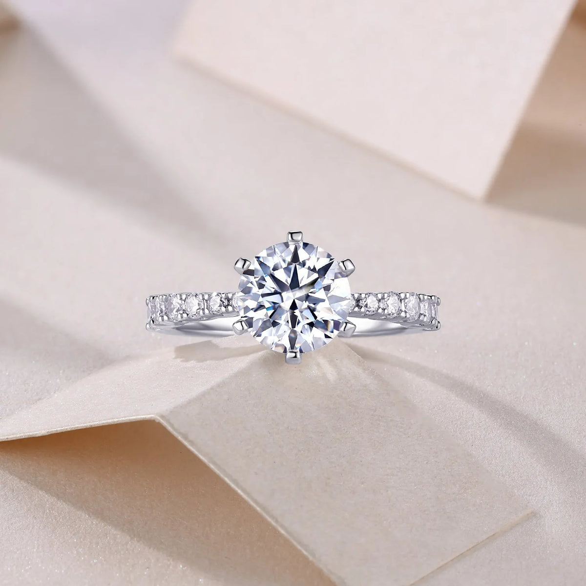 Goddess's Blessing wedding ring set with 2-carat moissanite, S925 silver platinum-plated, sizes 5-9, gift box.