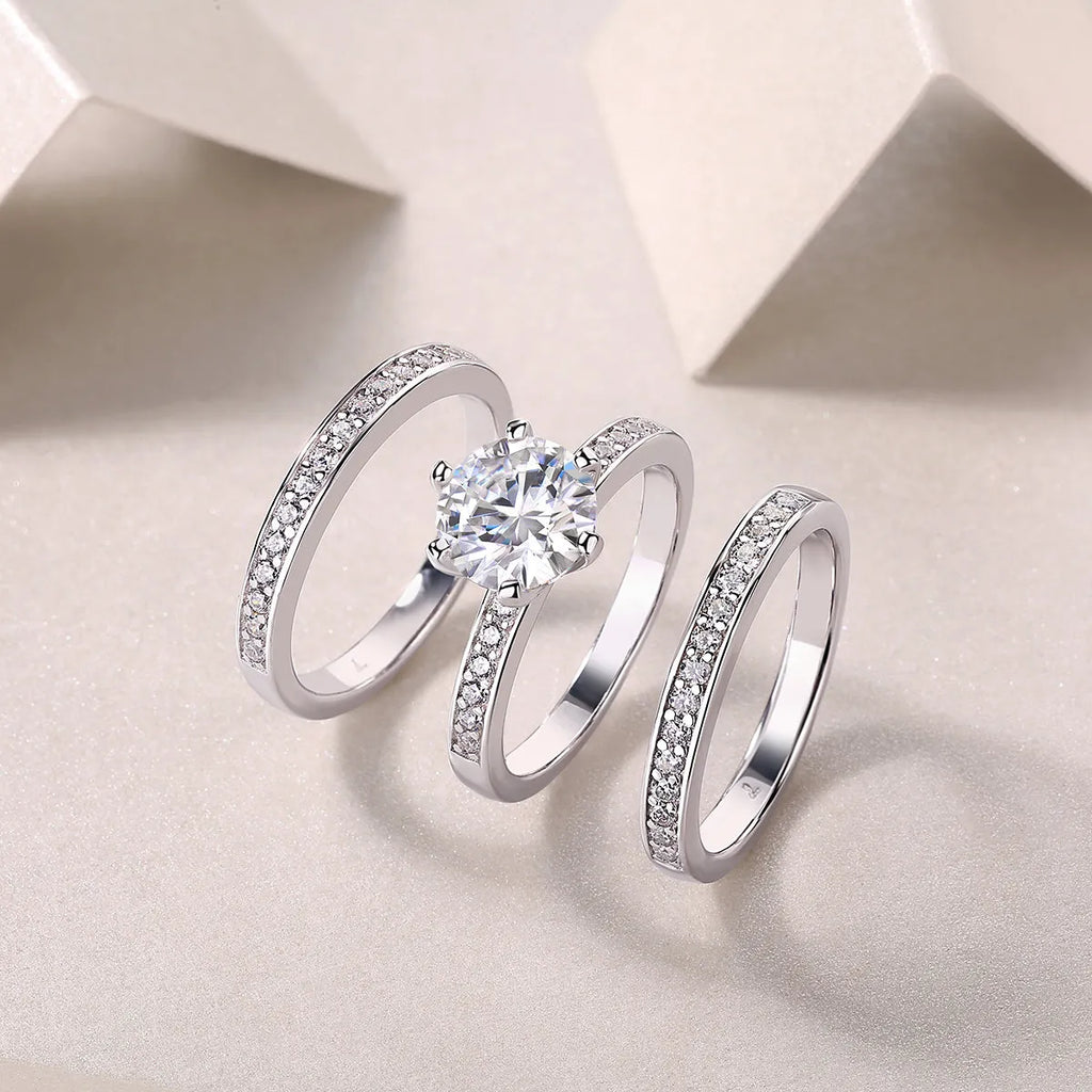 2 carat moissanite wedding ring set in S925 silver with platinum plating, sizes 5 to 9, gift box