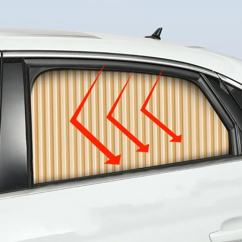 Retractable car sunshade curtain in thick opaque cloth with roller shutter mechanism