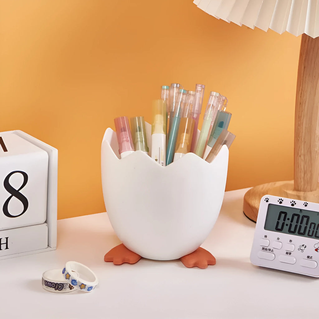 Cracked chicken pen holder desktop storage box in cartoon plastic style for stationery