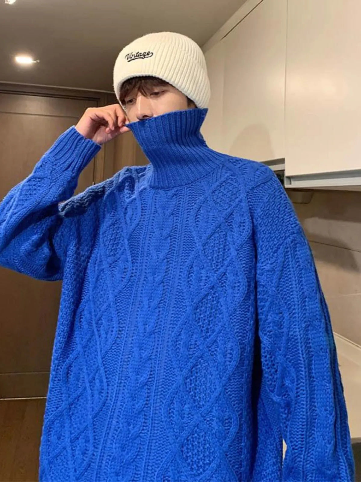 Japanese-style retro green jacquard turtleneck sweater, loose-fit wool-blend pullover for casual wear
