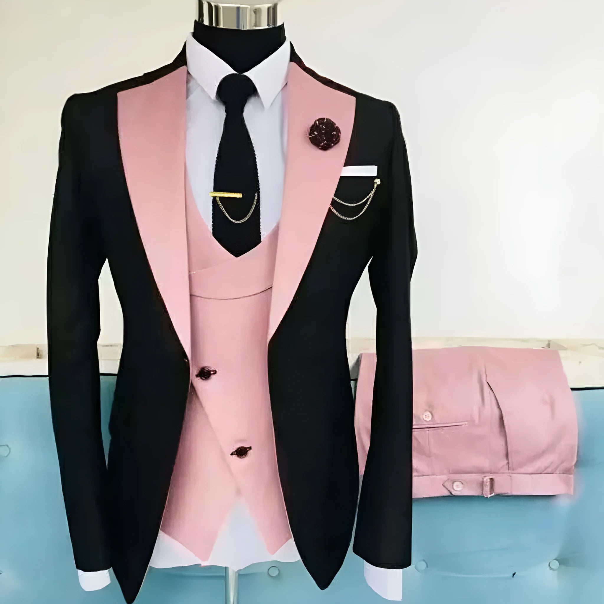 Men's slim fit three-piece business suit with coat, vest and trousers in cotton fabric
