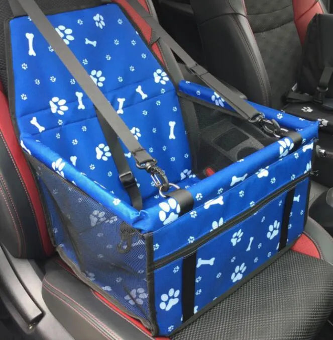 Waterproof dog car seat in black, 40x30x25cm, 600D Oxford cloth with PVC coating, attached to a car headrest