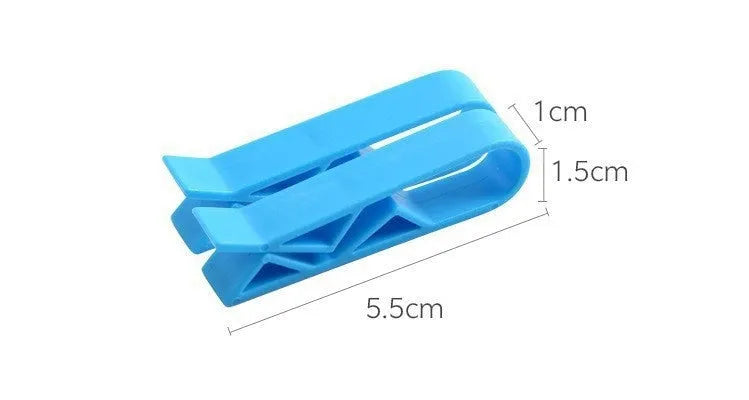 Polypropylene garbage bag fixing clip for holding bin liners securely to trash can sides.