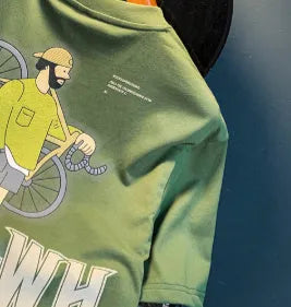 Green men's loose fit t-shirt with literary youth printed design and short sleeves