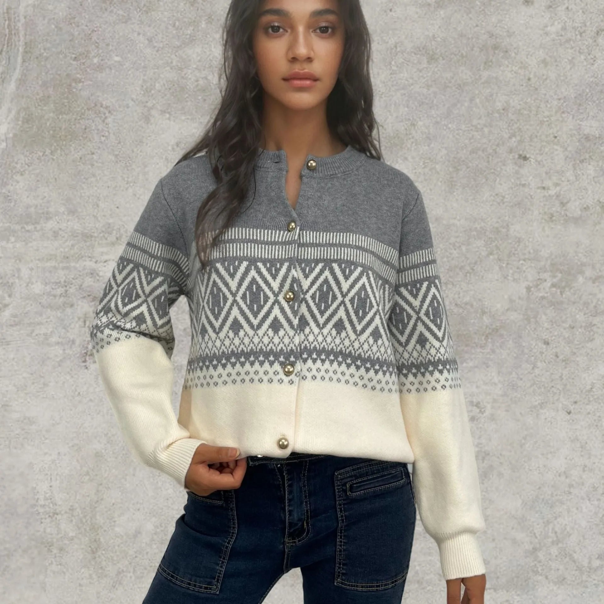 Women's alpaca wool cardigan with contrast colour sleeves and diamond knit pattern