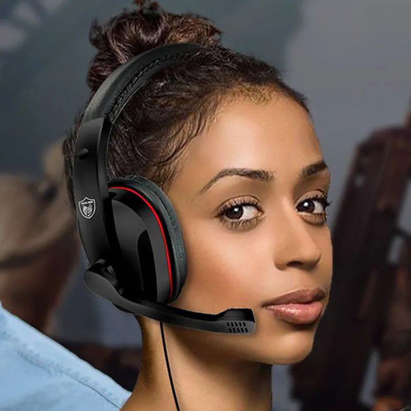Black wired gaming headset for computer with 6.3mm plug and 40mm speaker drivers