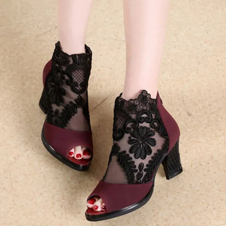 Women's black floral lace gladiator sandals with zip closure and square heels