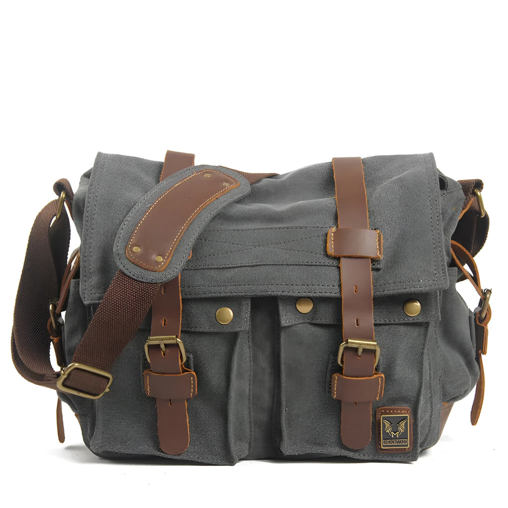 Men's vintage style canvas crossbody shoulder bag with postman design and internal organisation compartments