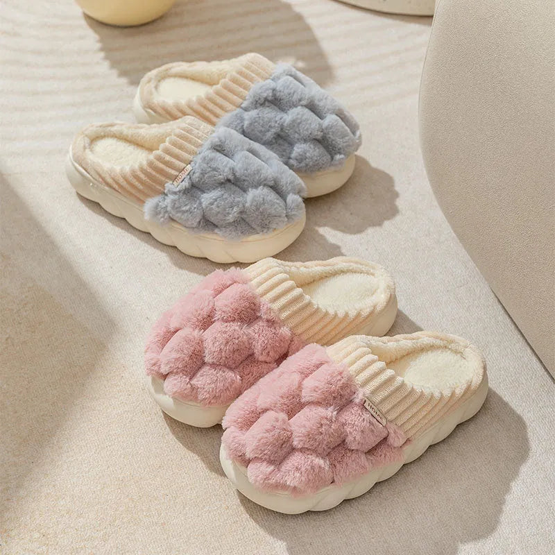 Plaid plush indoor slippers with artificial wool lining and non-slip PVC sole in grey, pink, coffee, green or white