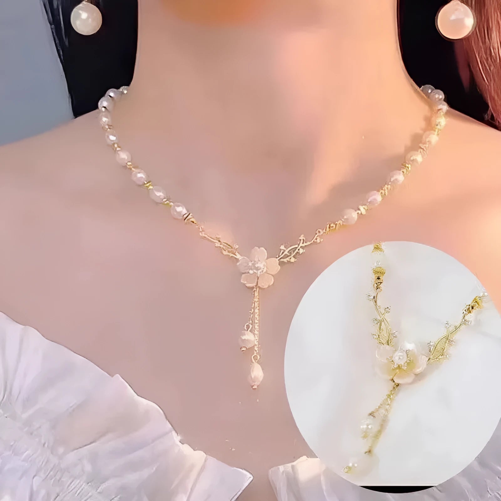 Women's alloy necklace with flower pearl pendant and floral decorative elements