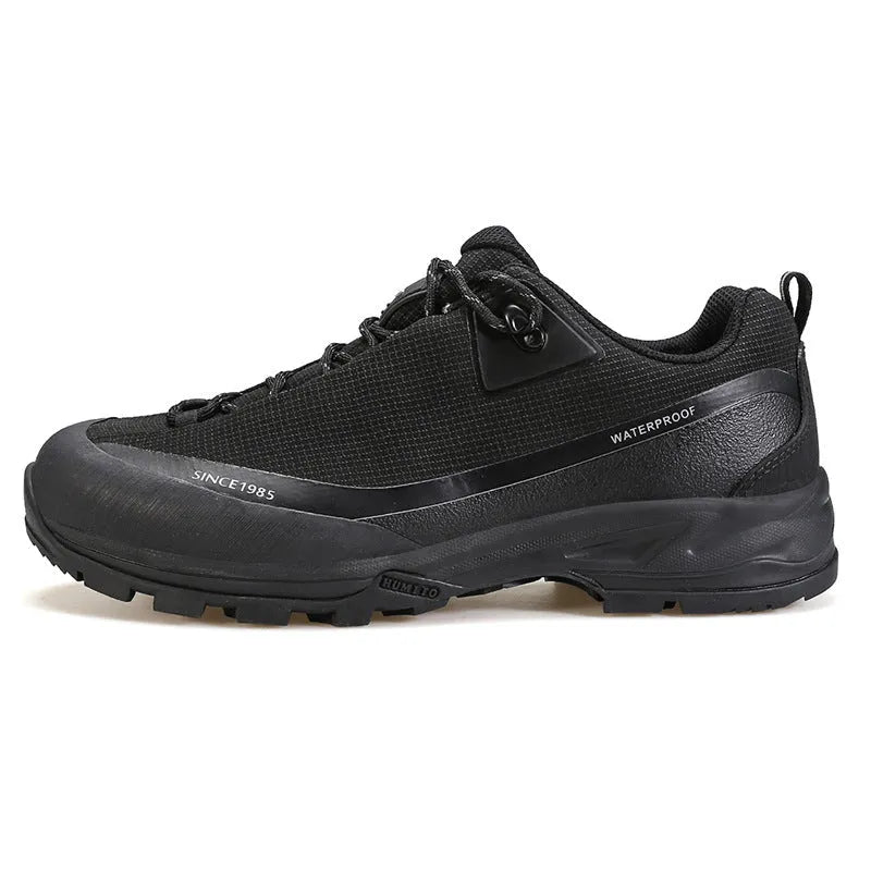 Men's leather mesh low-top mountain climbing shoes with round toe and non-slip rubber outsole