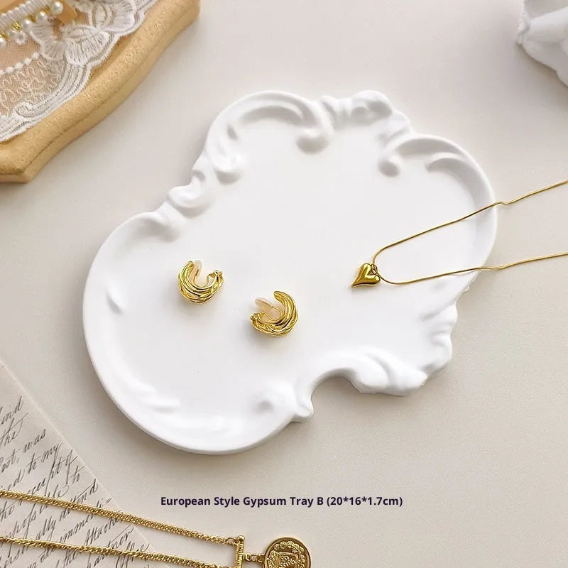 European Baroque style gypsum jewellery display plate with rectangular tray and small square board options