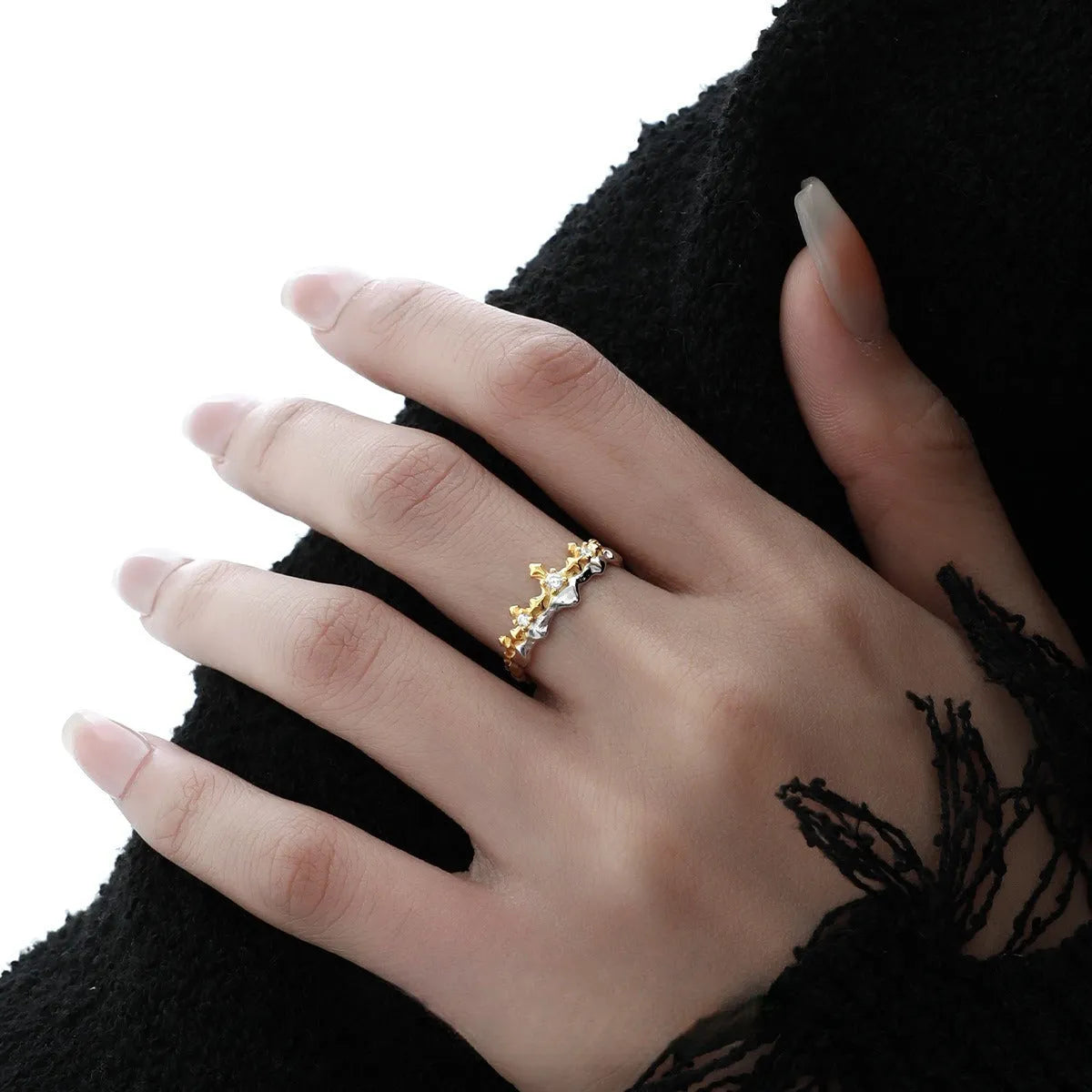 Adjustable Princess Knight couple ring in silver with electroplated finish and original design