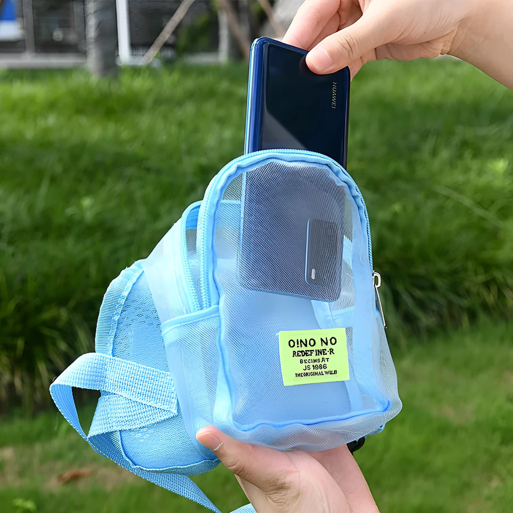 Solid colour dog backpack in polyester with breathable design for pet accessory storage