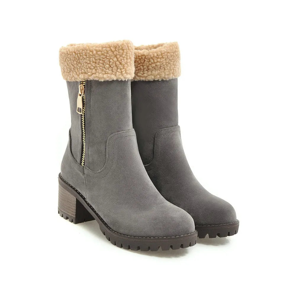 Men's waterproof snow boots with non-slip rubber sole and short plush lining in winter colours