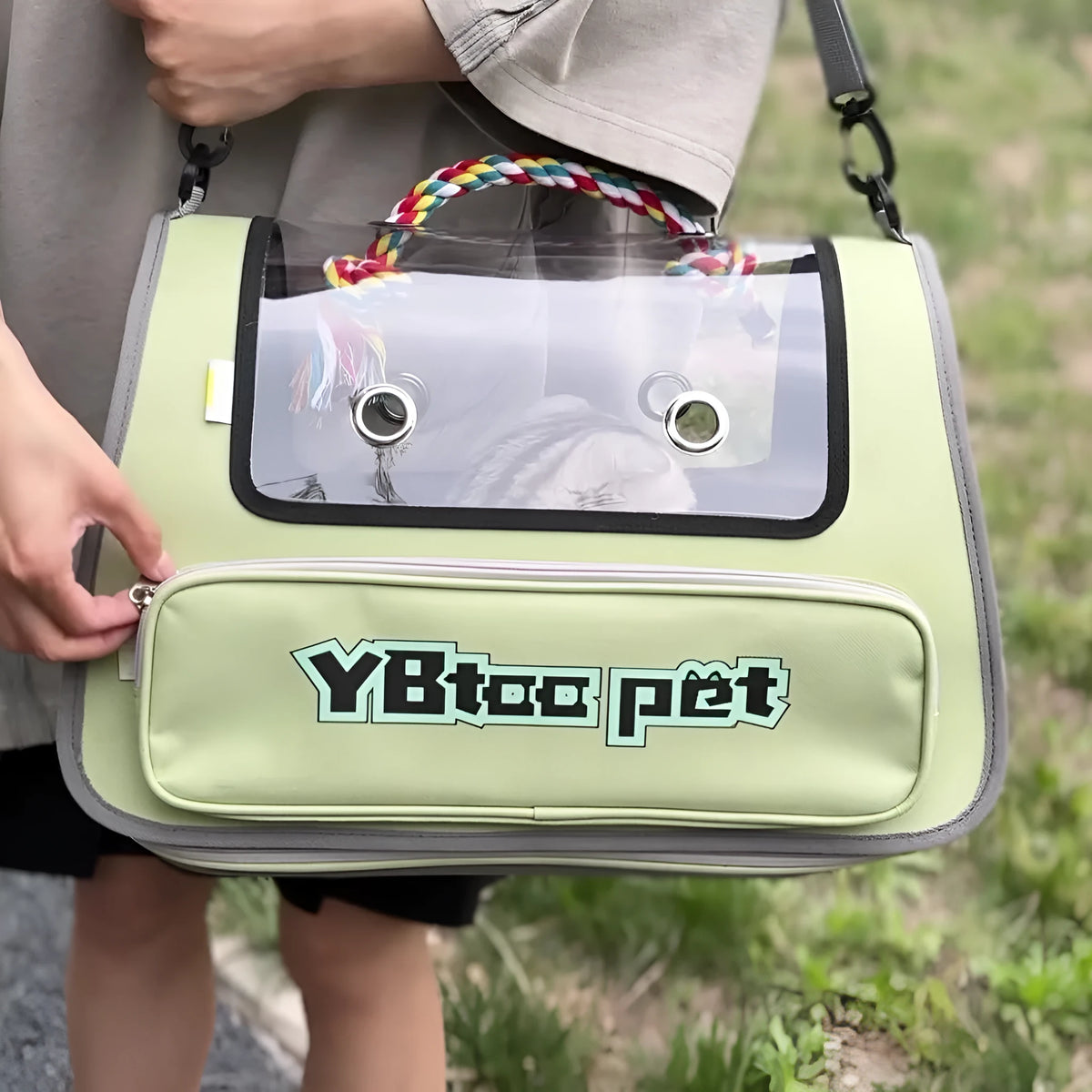 Foldable Oxford cloth pet bag with transparent visual panel, large capacity, in blue, pink, grey or green with random strap