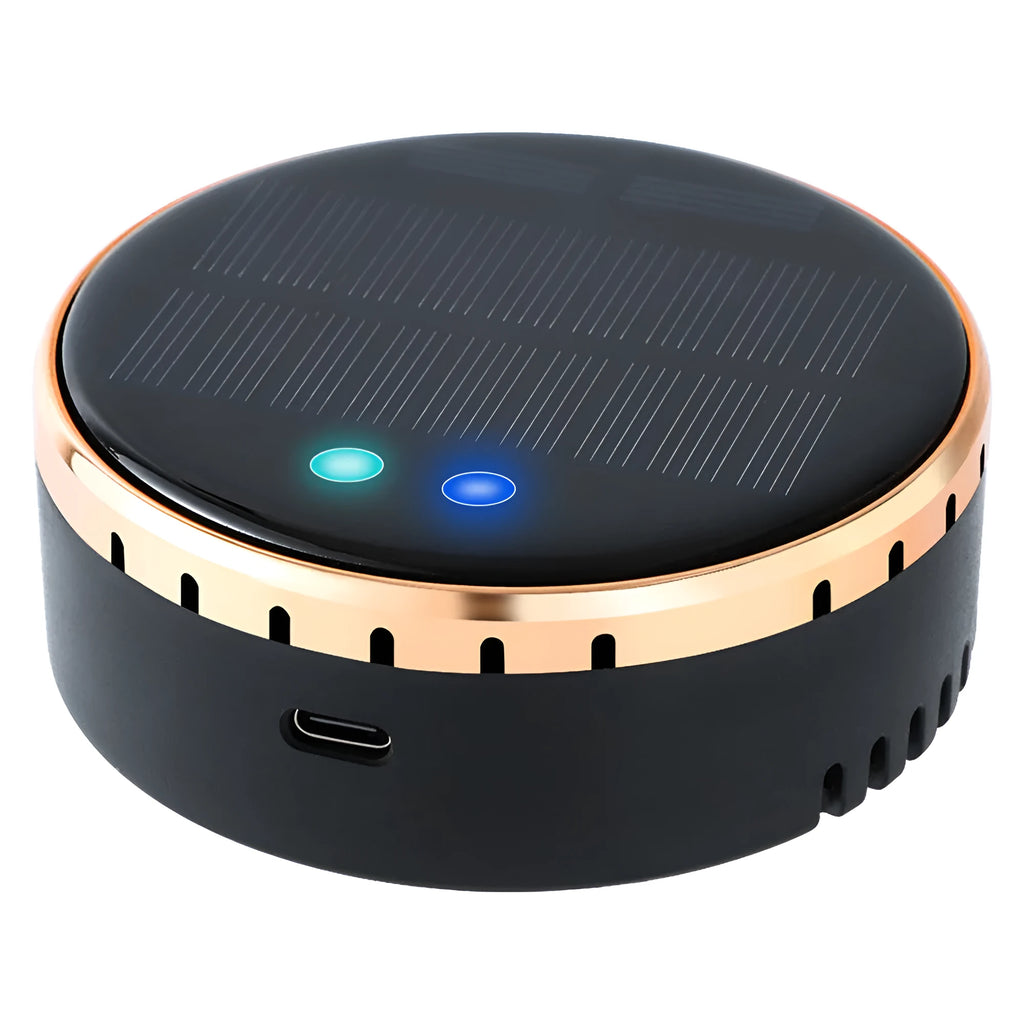 Solar-powered car air humidifier unit installed in vehicle air conditioning outlet