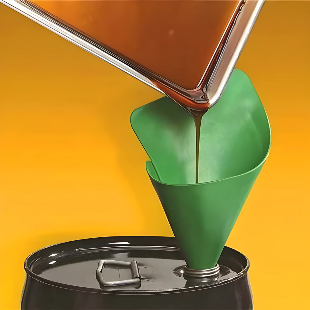 Flexible plastic oil draining funnel tool with mouldable edges, green, available in S 37x17cm and L 50x20cm