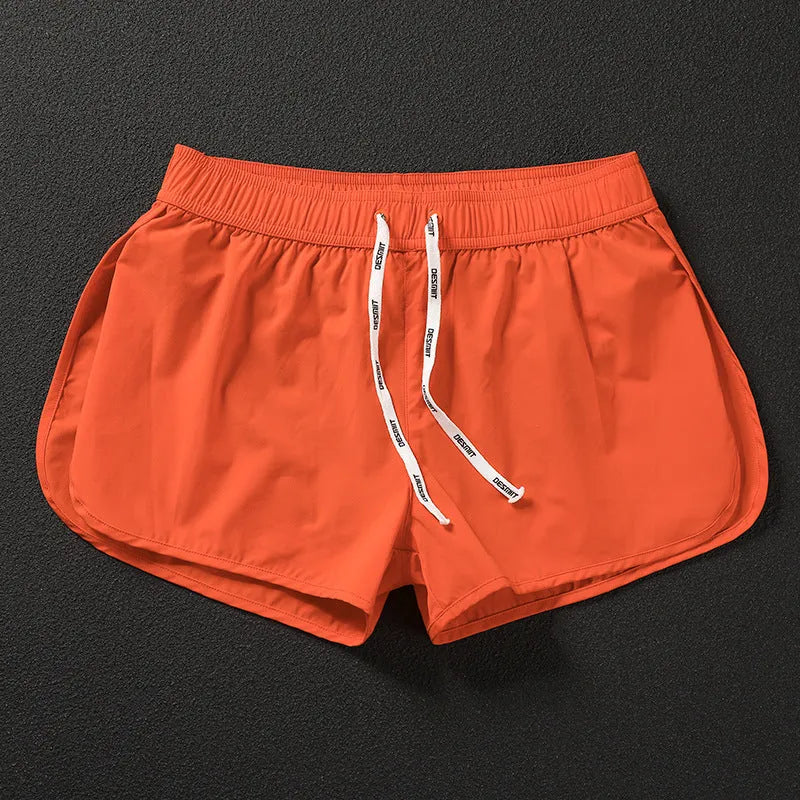 Men's loose fit beach shorts in polyester fabric with micro elasticity