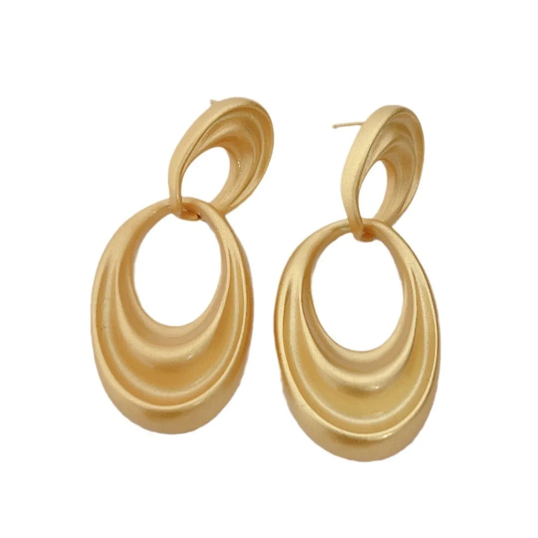 Double circle French retro earrings for women in quicksand copper finish with U-shaped wire