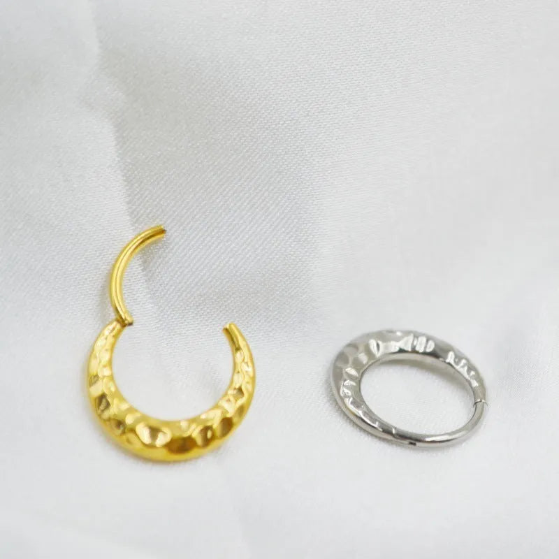 Titanium alloy ASTM F136 nose ring with concave-convex carving pattern in silver or gold colour