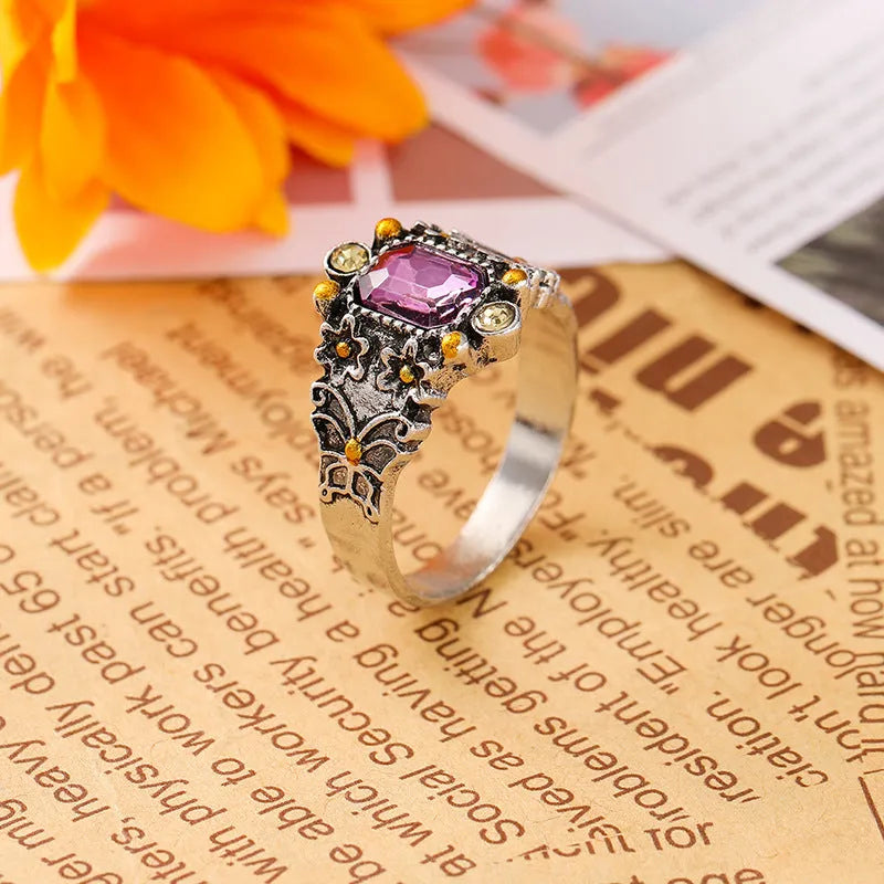 European American retro zinc alloy ring for women in antique white or two-tone finish, electroplated
