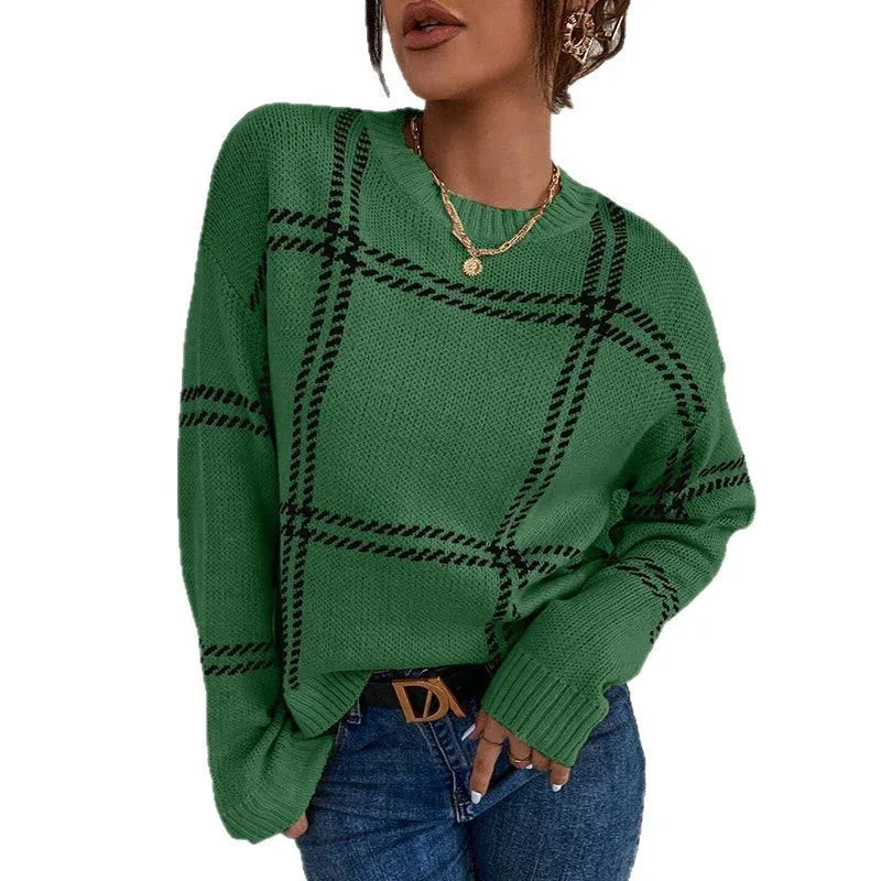 Women's loose-fit plaid colour-block crew neck pullover sweater in acrylic.