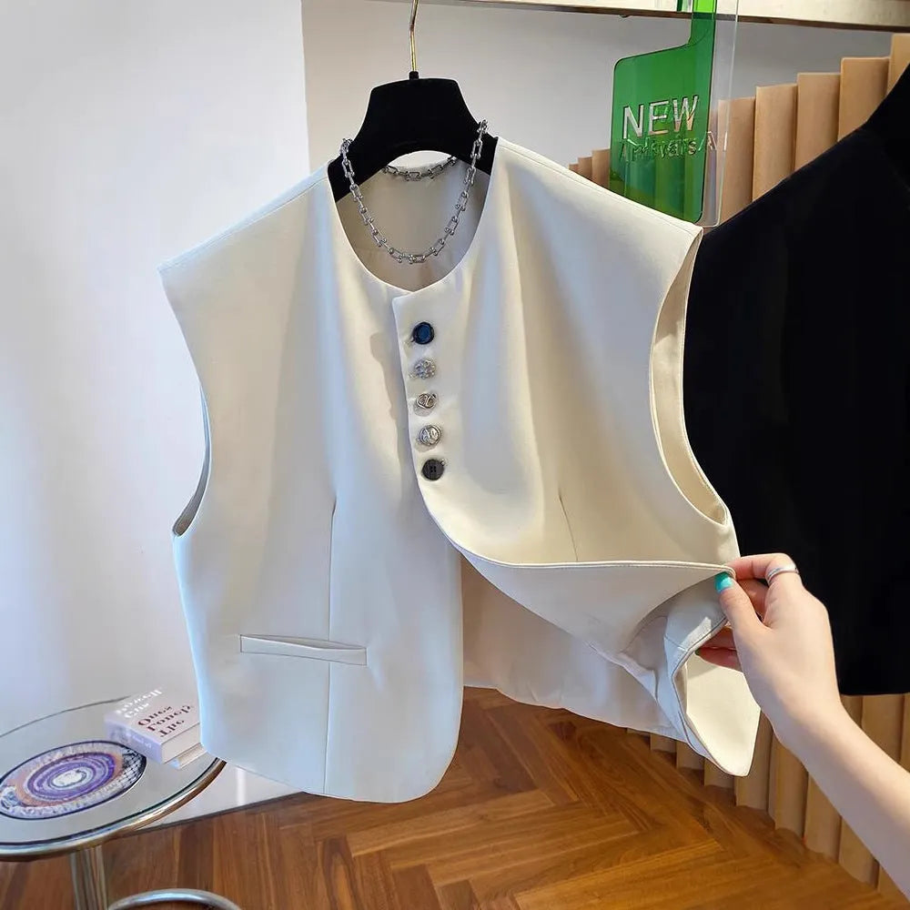 Beige loose-fitting waistcoat bandage dress with a pocket on a model.
