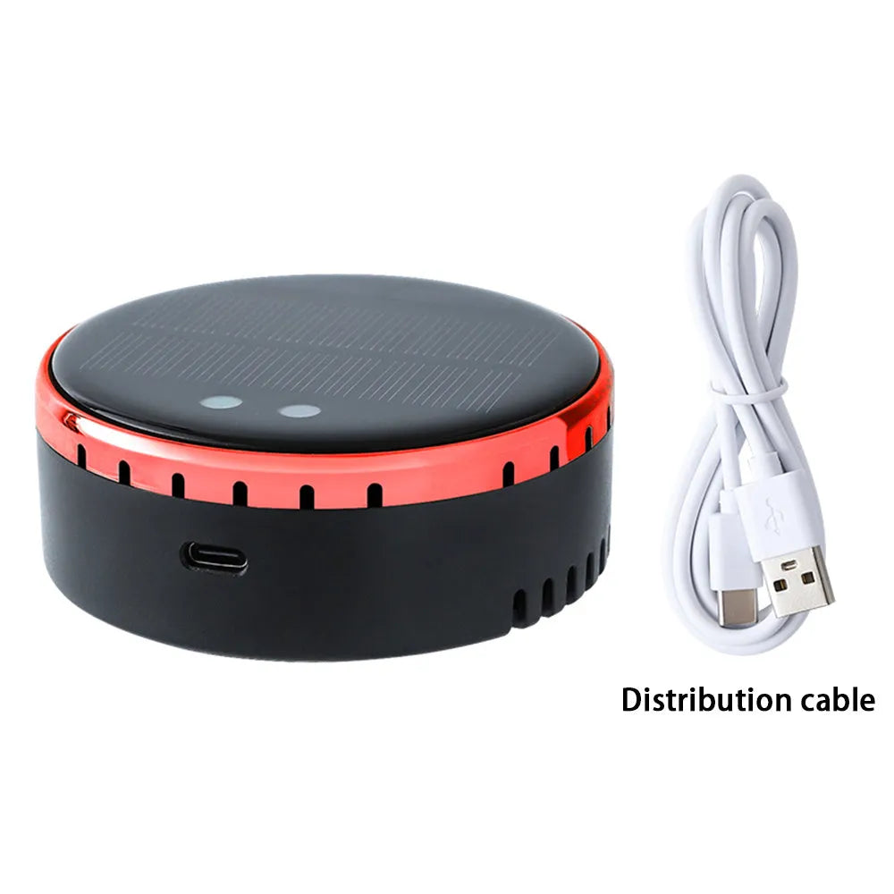 Solar-powered car air humidifier unit installed in vehicle air conditioning outlet