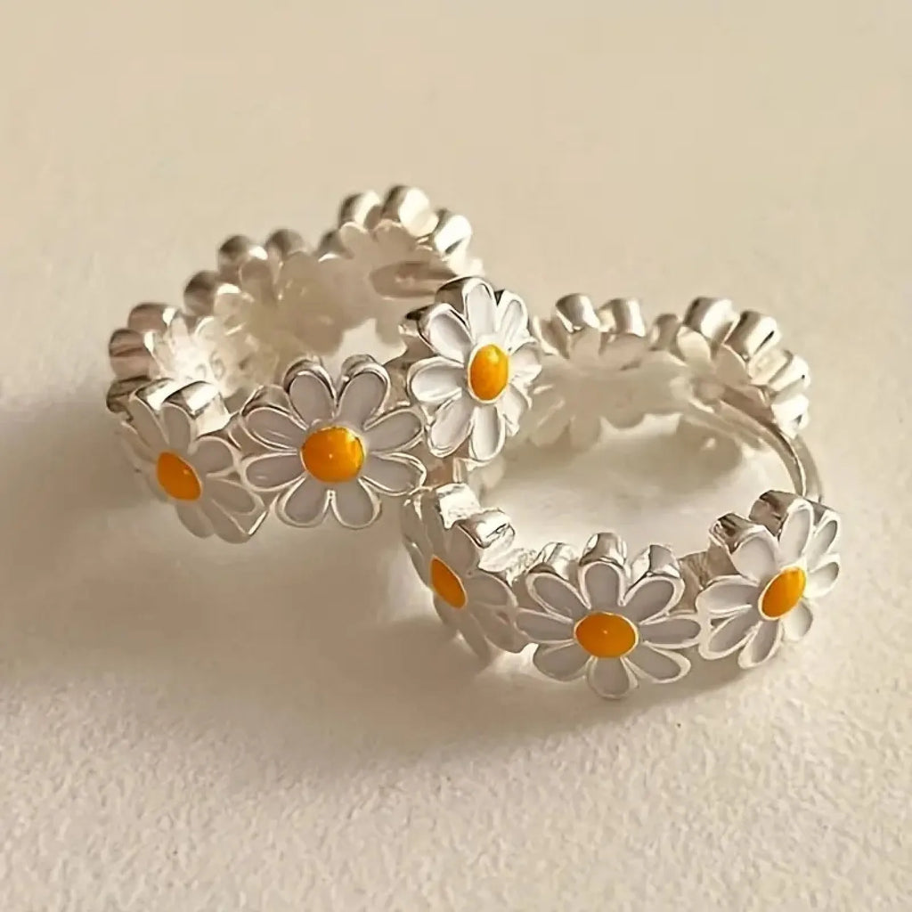 White daisy flower fashion ring earrings with electroplated copper and platinum gemstone inlay