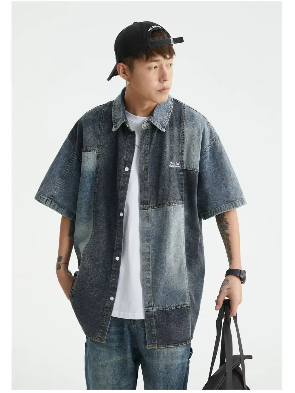 Blue Japanese-inspired retro denim shirt for men with washed stitching and loose cardigan cut