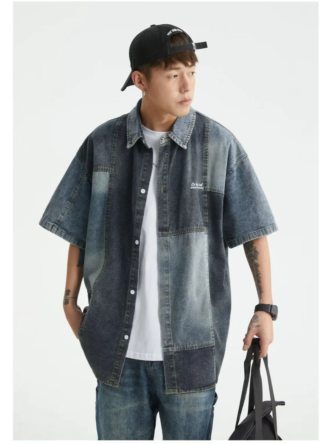 Blue Japanese-inspired retro denim shirt for men with washed stitching and loose cardigan cut