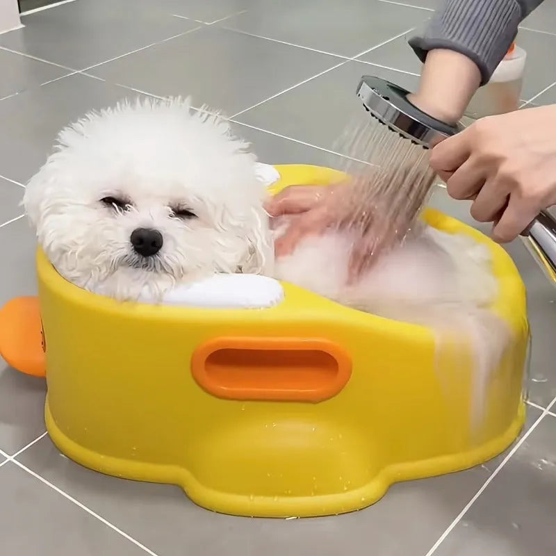 Blue duck-shaped PVC bathtub for washing dogs and cats without electricity