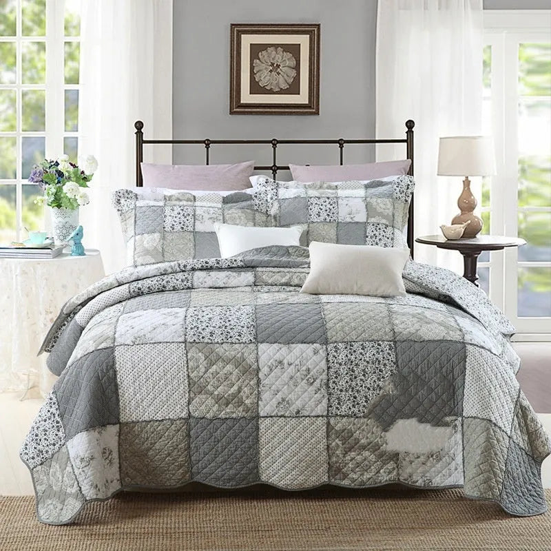 Pure cotton quilted bedspread three-piece set showing bed cover and pillowcases